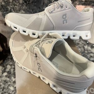 Women’s On Cloud shoes